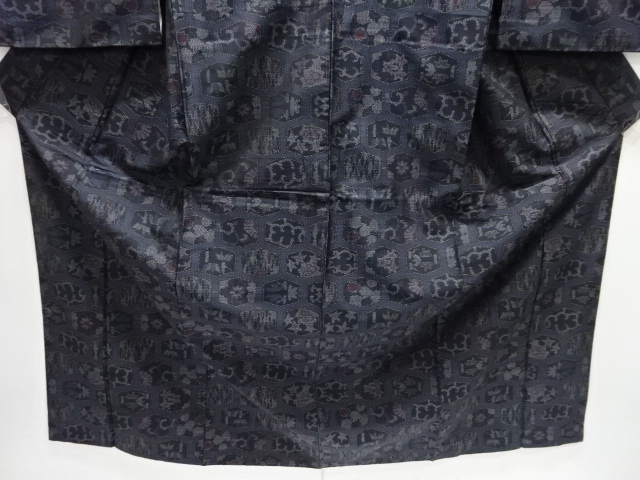  アンティーク　抽象模様織り出し本場泥大島紬着物